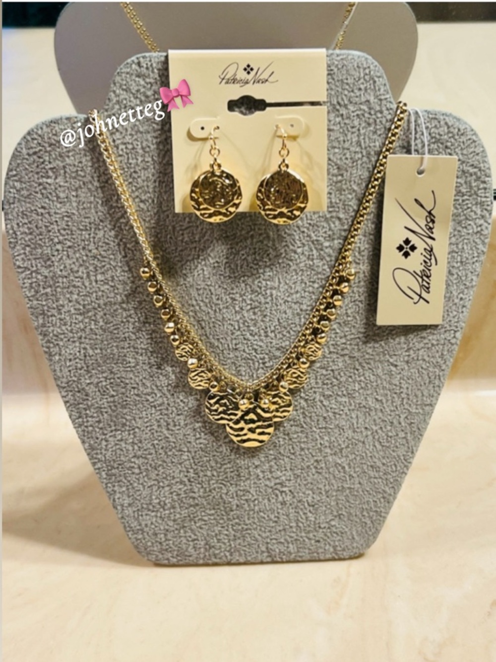 PATRICIA NASH Multi Charm Necklace Double Drop Earring Shiny Gold Hammered Metal